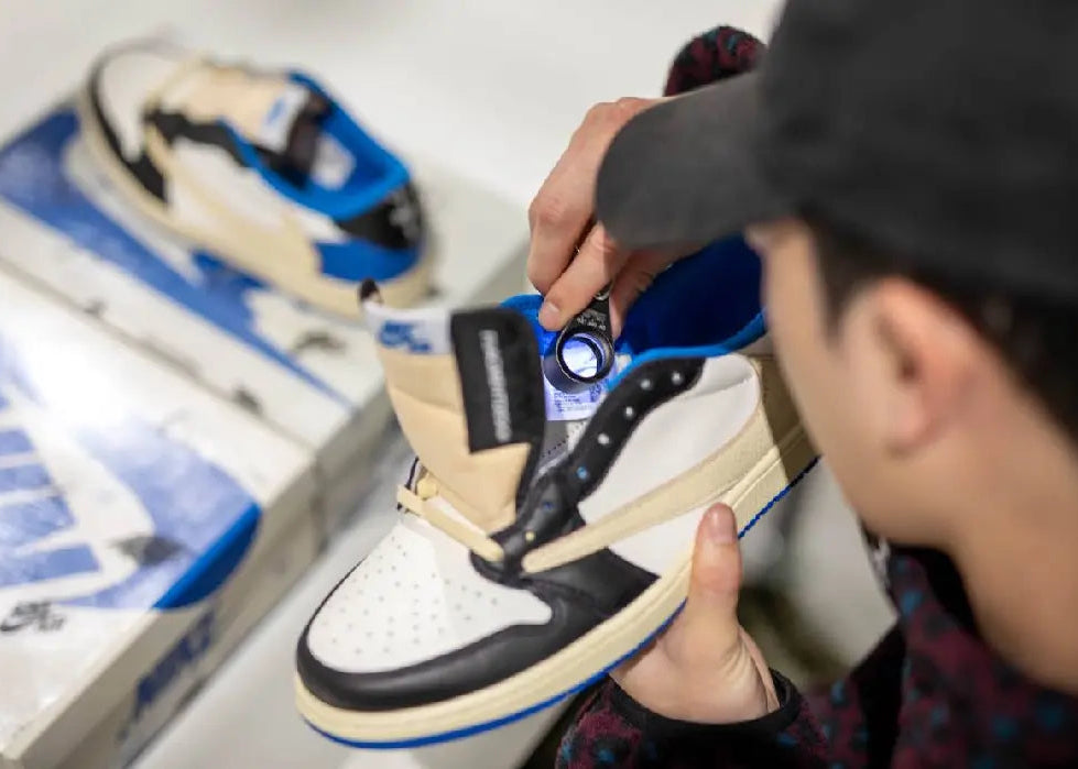 Controle op authenticiteit en staat