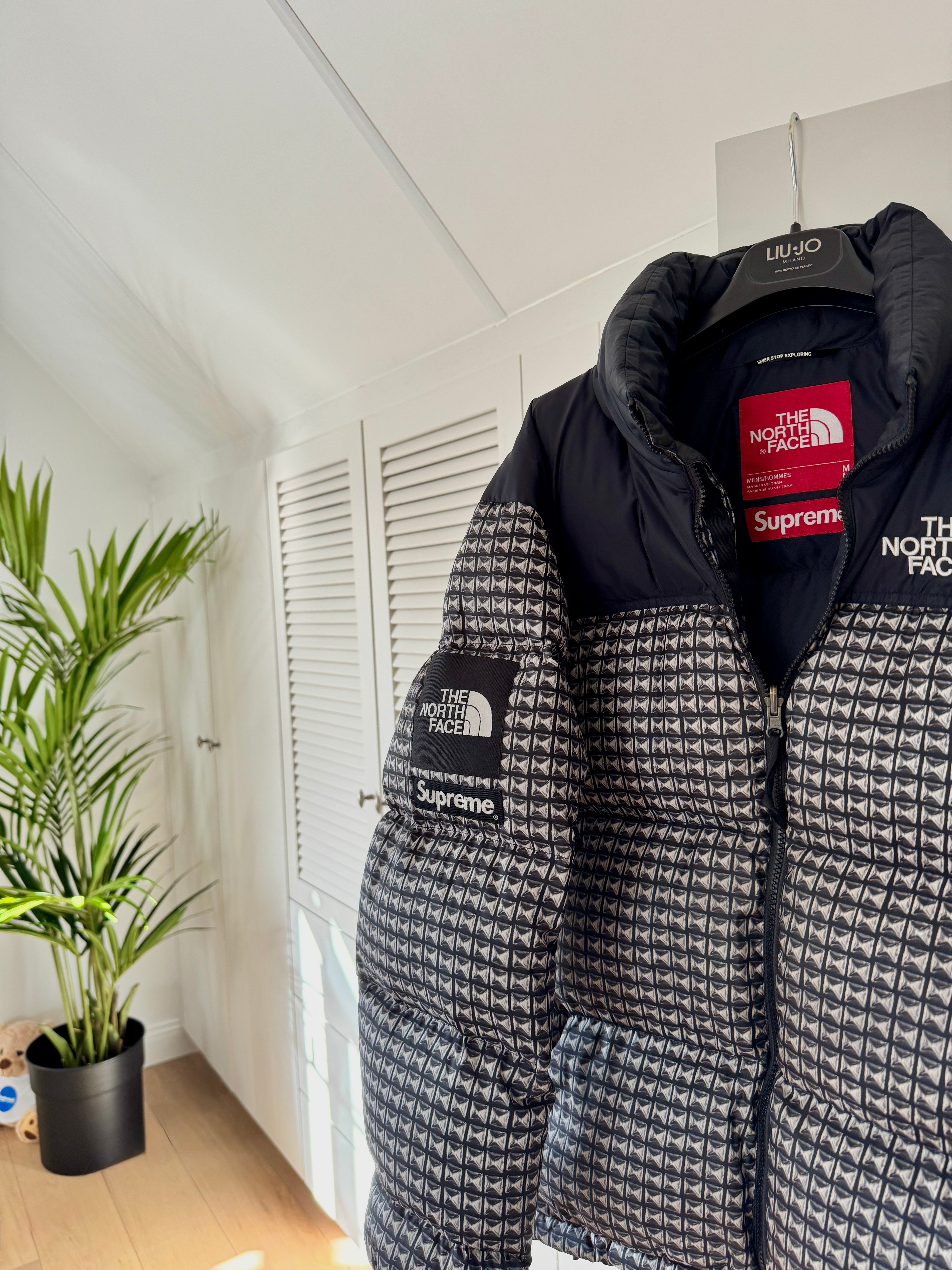 Supreme The North Face Studded Nuptse Jacket Black