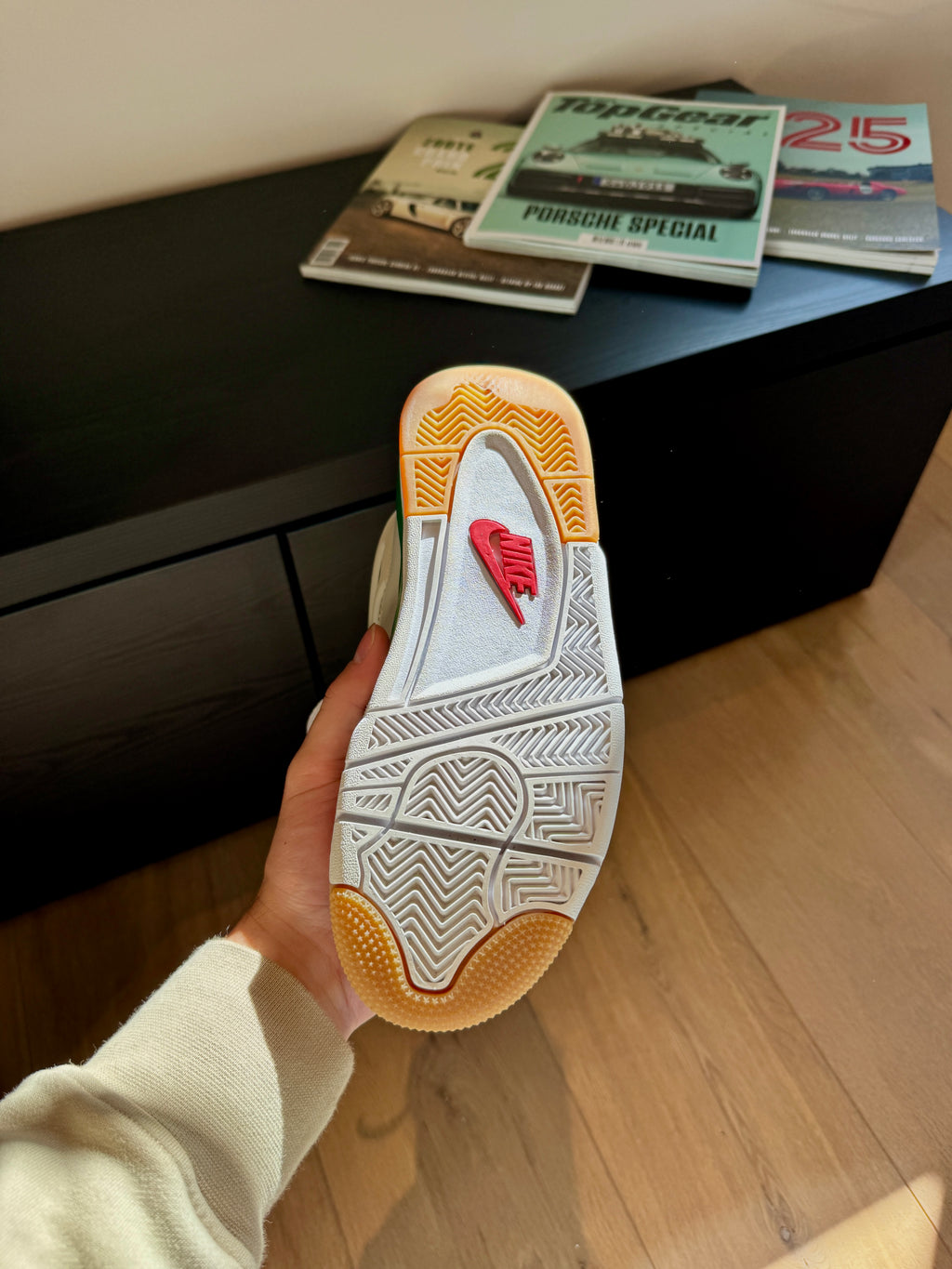 Nike SB x Air Jordan 4 “Pine Green” – Size 38 SP