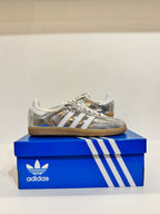Adidas Samba OG – Silver Metallic Cracked Leather