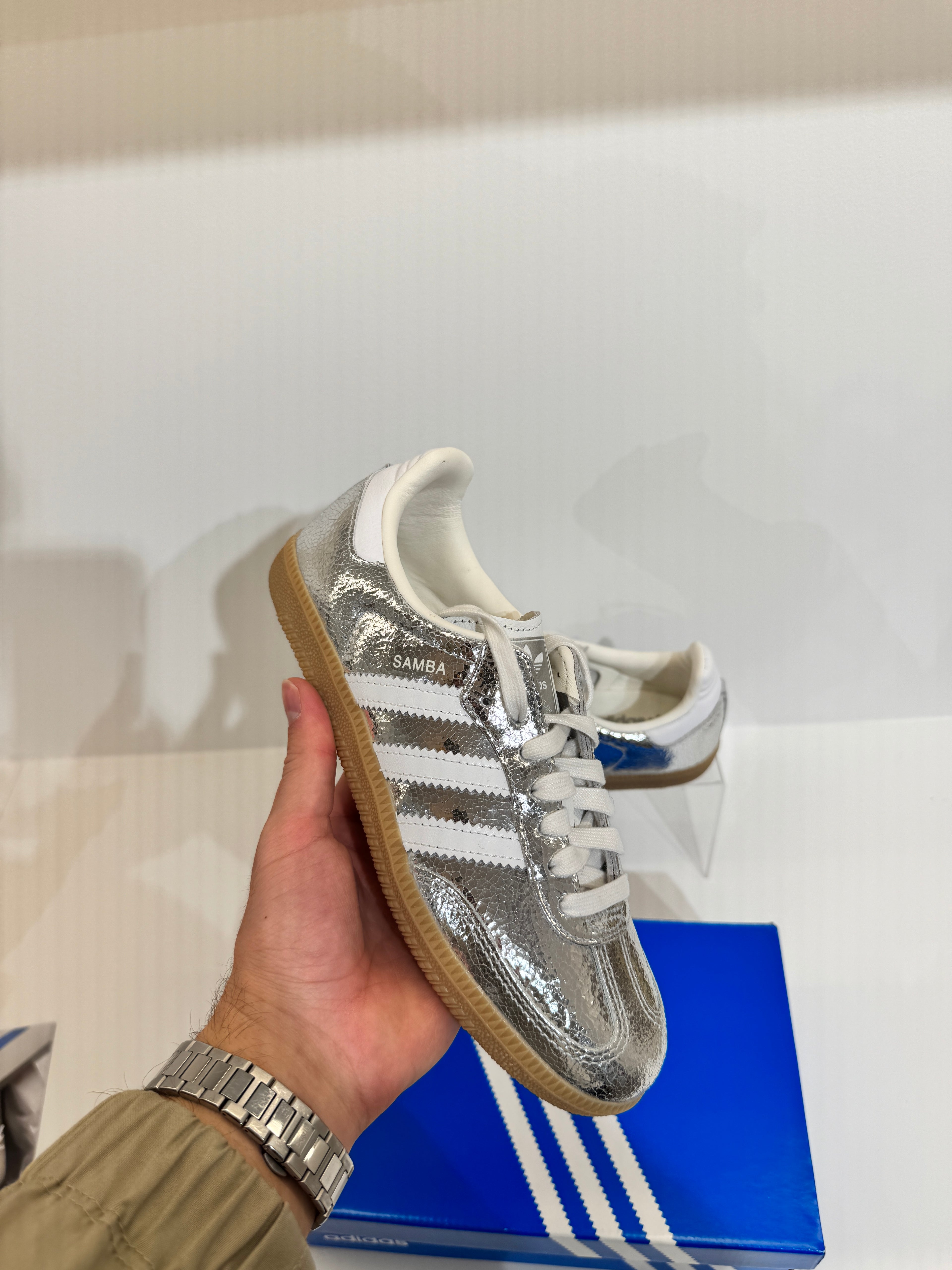 Adidas Samba OG – Silver Metallic Cracked Leather