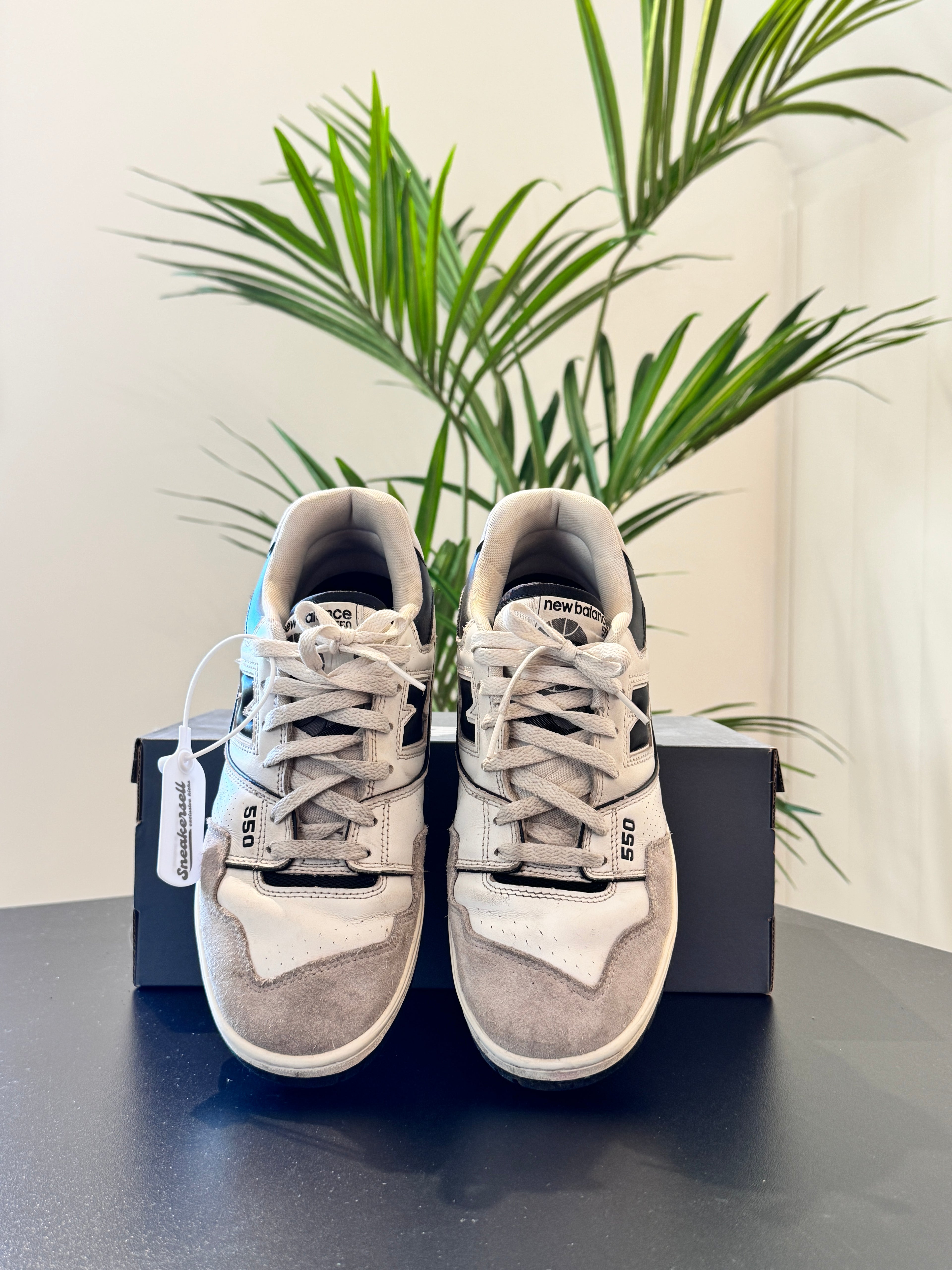 New Balance 550 Sea Salt Black