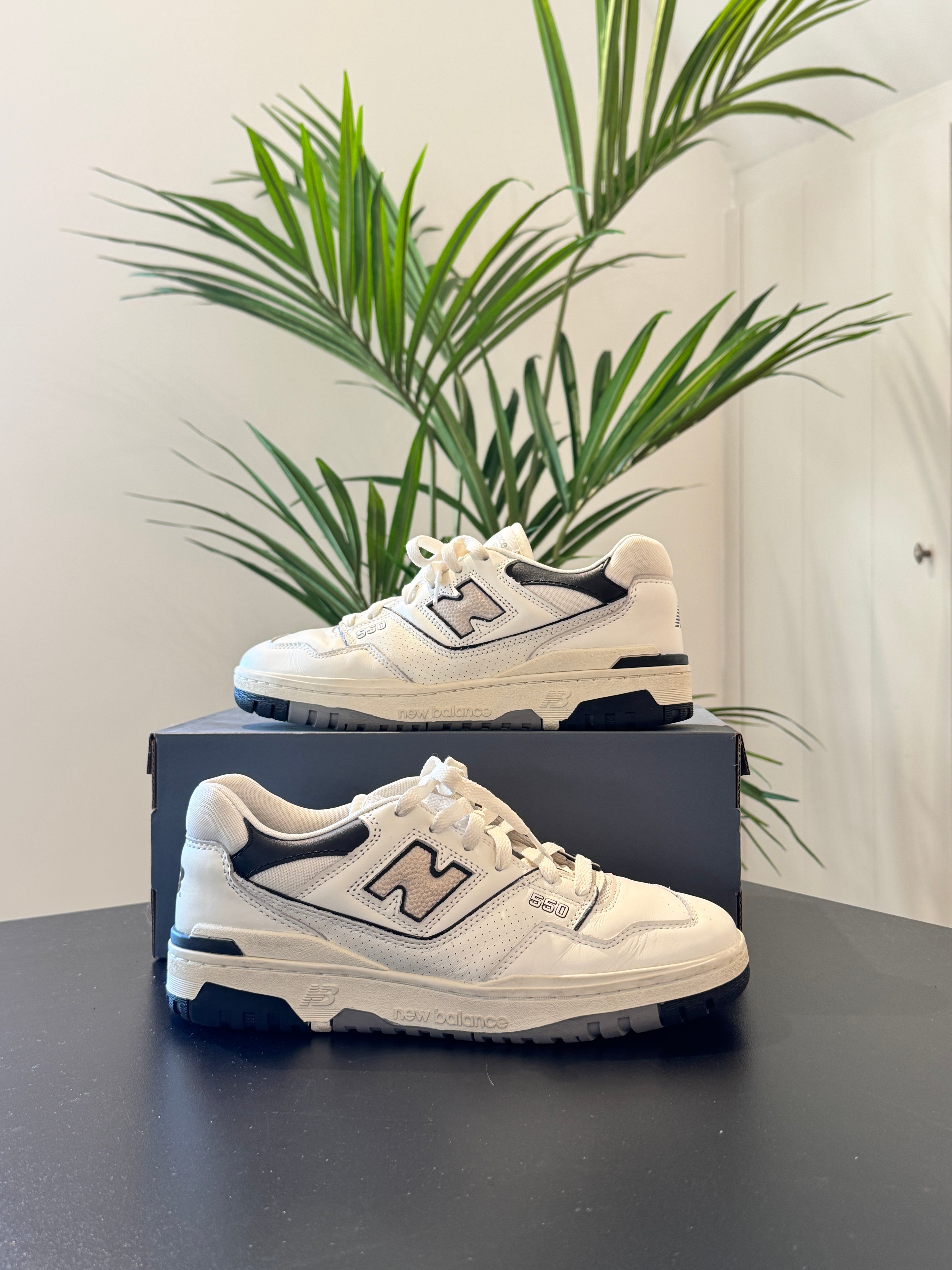New Balance 550 Cream Black