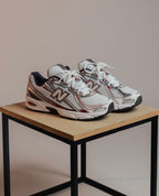 New Balance 740v2 Mercury Red Castlerock