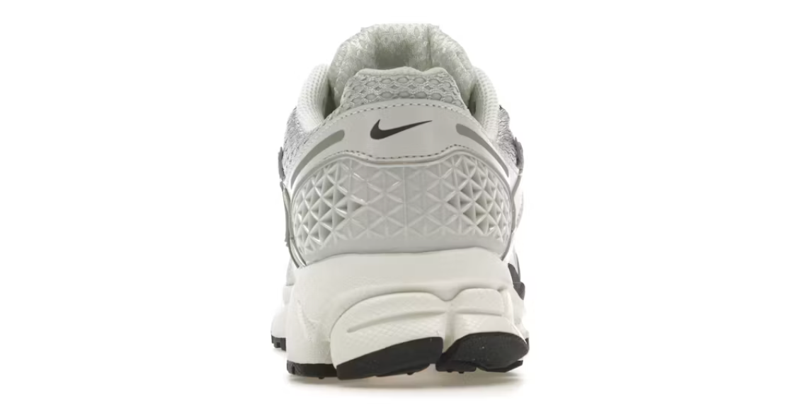 Nike Zoom Vomero 5 Photon Dust Metallic Silver (Women's)