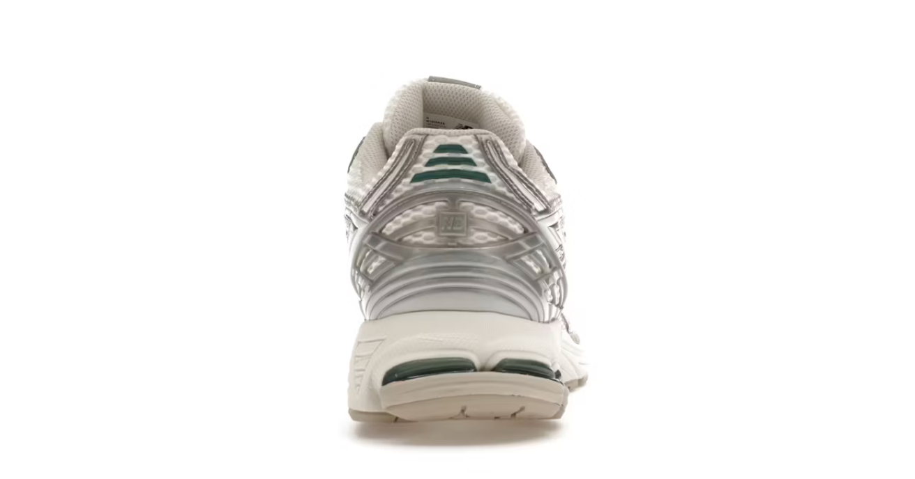 New Balance 1906R Silver Metallic Sea Salt
