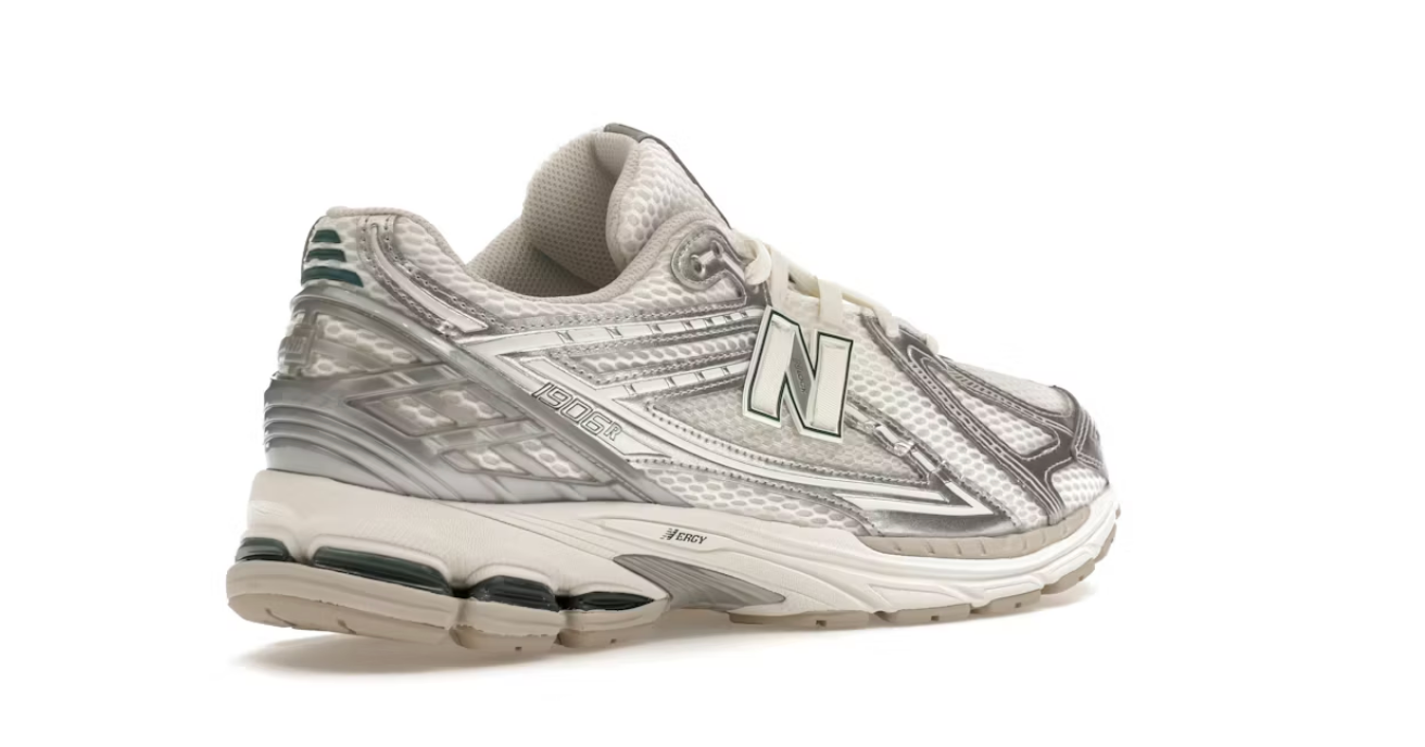 New Balance 1906R Silver Metallic Sea Salt